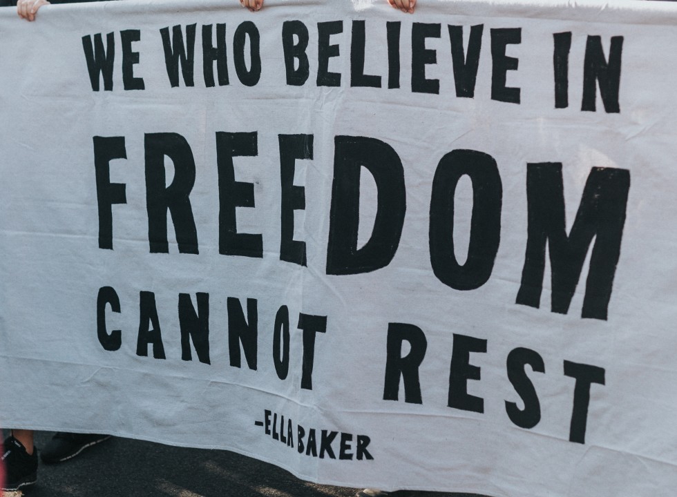 Sign with freedom quote